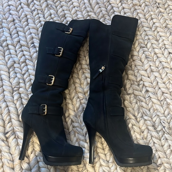 FENDI Stilhetto Platform Boots - Picture 3 of 10